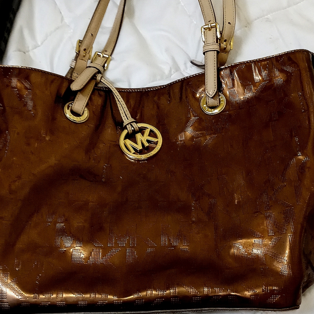 Michael kors purse authentic